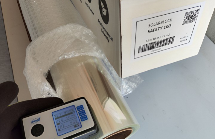 Бронирующая пленка 4 MIL - 20 погонных метров