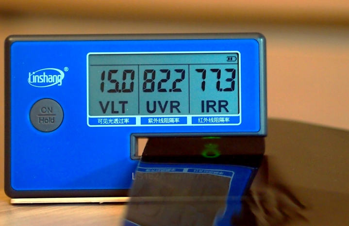 Зеркальная пленка Черная 15